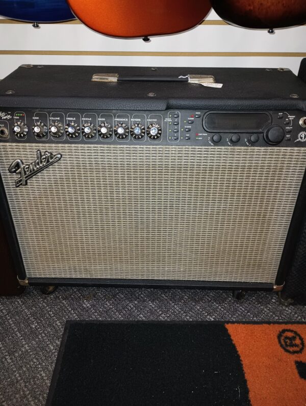 Fender Cyber Twin, Digital Modeling Amp, 2x12